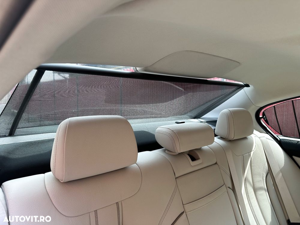 BMW Seria 5 520d AT - 29