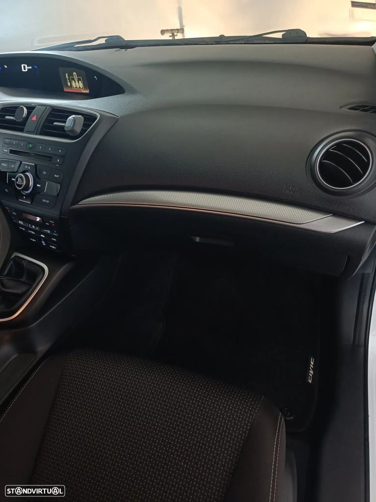 Honda Civic 1.6 i-DTEC Sport - 11