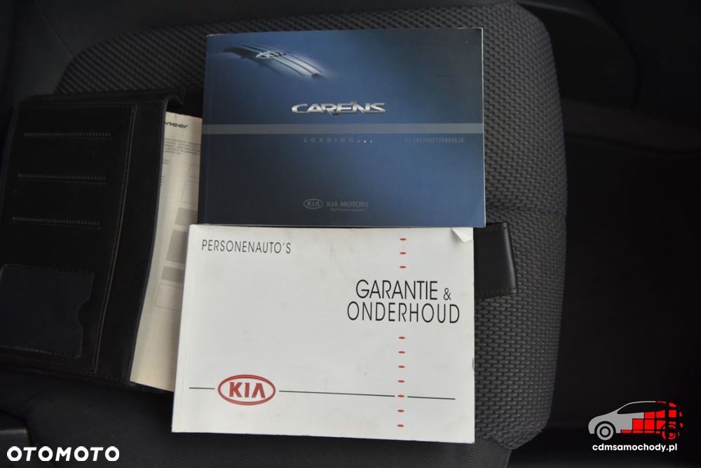 Kia Carens - 21