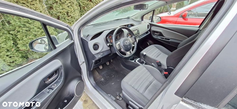 Toyota Yaris 1.0 Active EU6 - 7