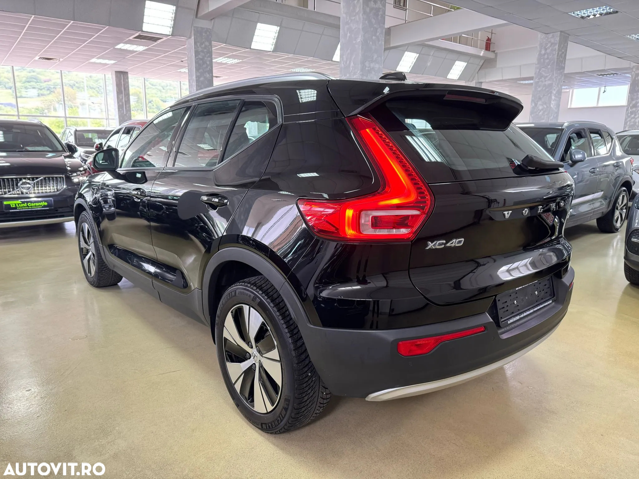 Volvo XC 40 T5 Twin Engine DKG Momentum Pro - 9
