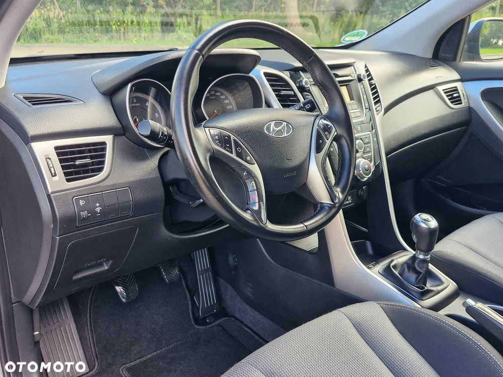 Hyundai i30 1.6 CRDi Style - 21