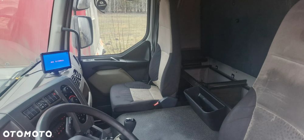 Renault Midlum - 10