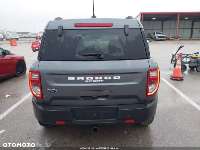 Ford Bronco - 16