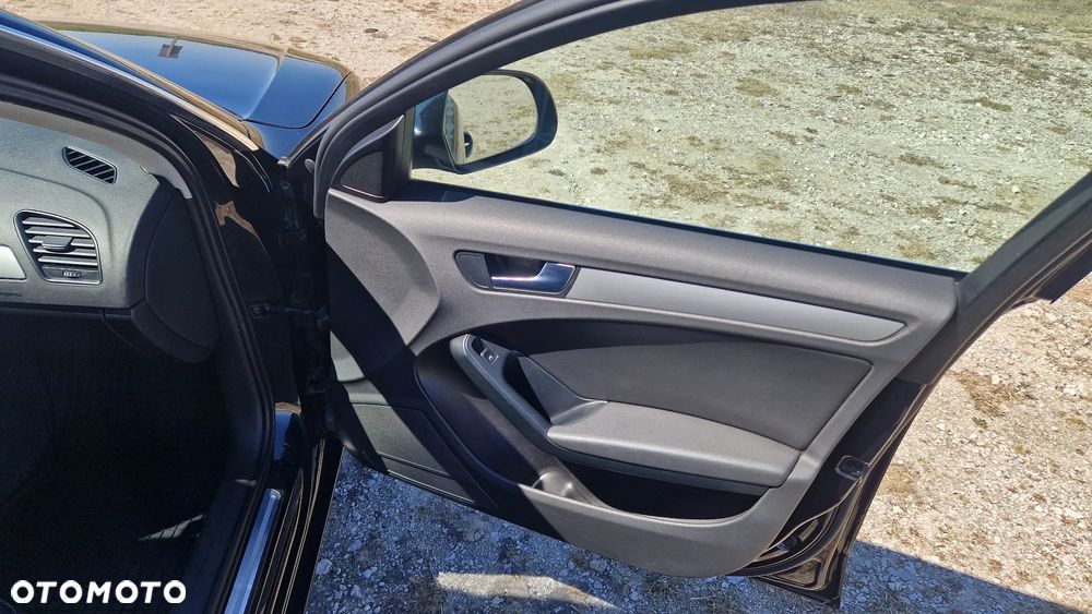 Audi A4 Avant 2.0 TDI - 14