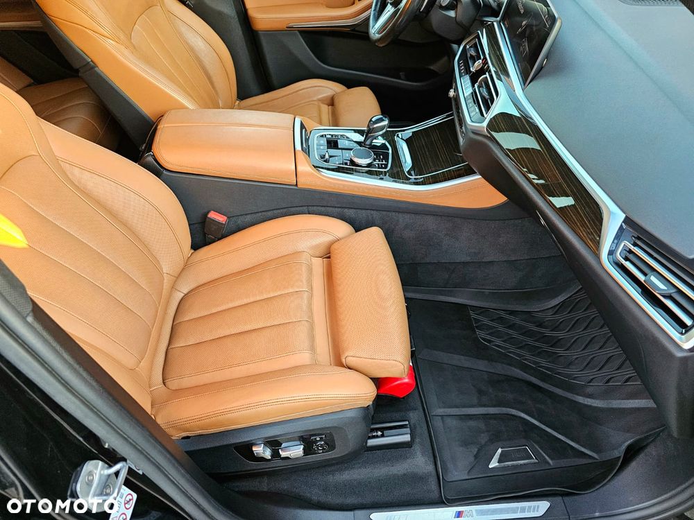BMW X5 xDrive30d - 16