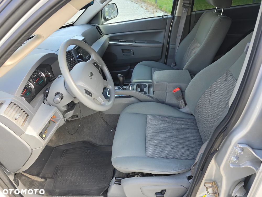 Jeep Grand Cherokee 3.7 4x4 Laredo - 12