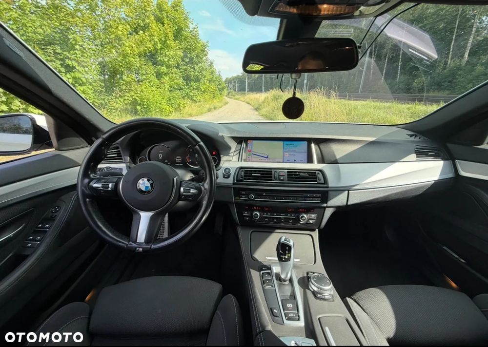 BMW Seria 5 520d M Sport - 17