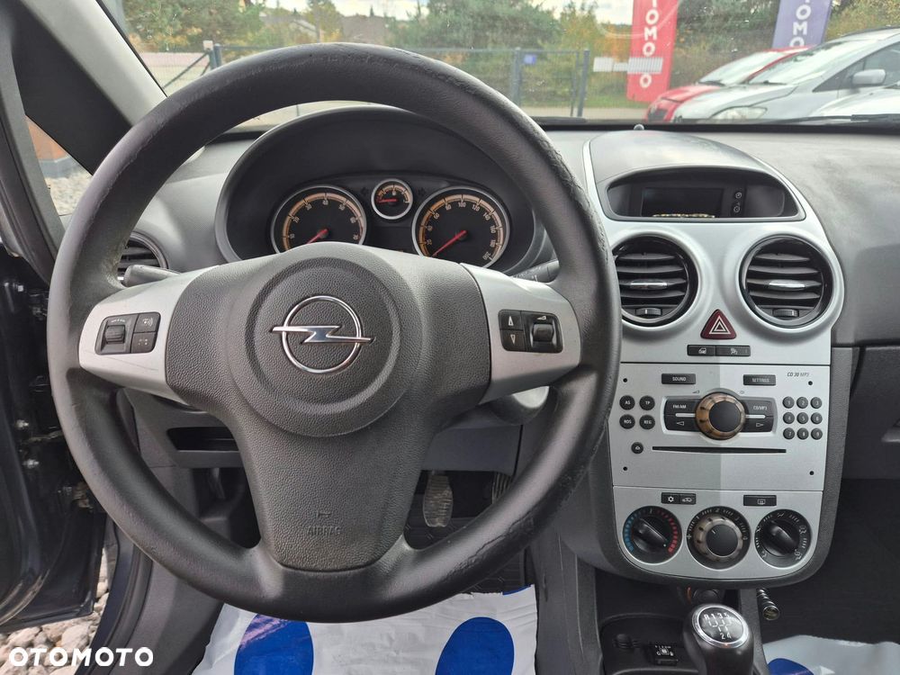 Opel Corsa 1.4 16V Enjoy - 13