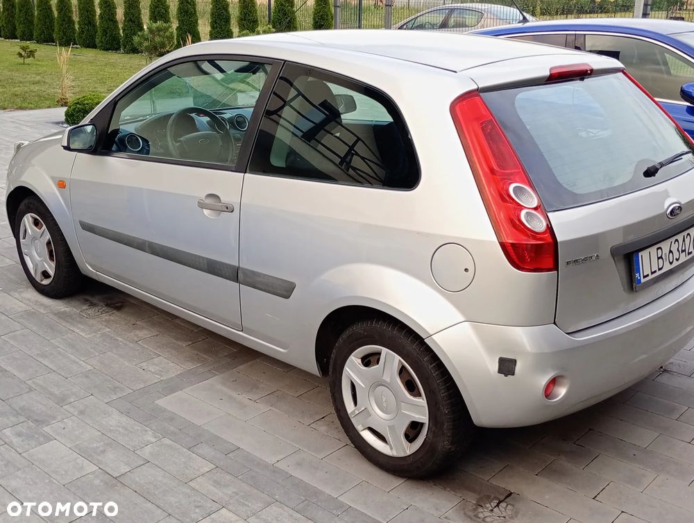 Ford Fiesta - 3