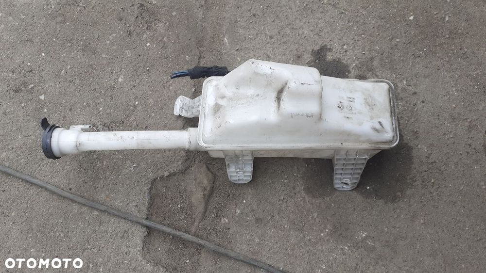 Zbiornik płynu spryskiwaczy opel Meriva - 2