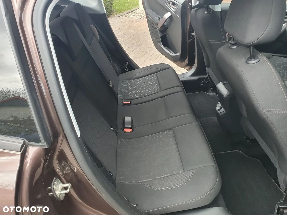 Peugeot 2008 e-HDi FAP 92 STOP & START Allure - 17