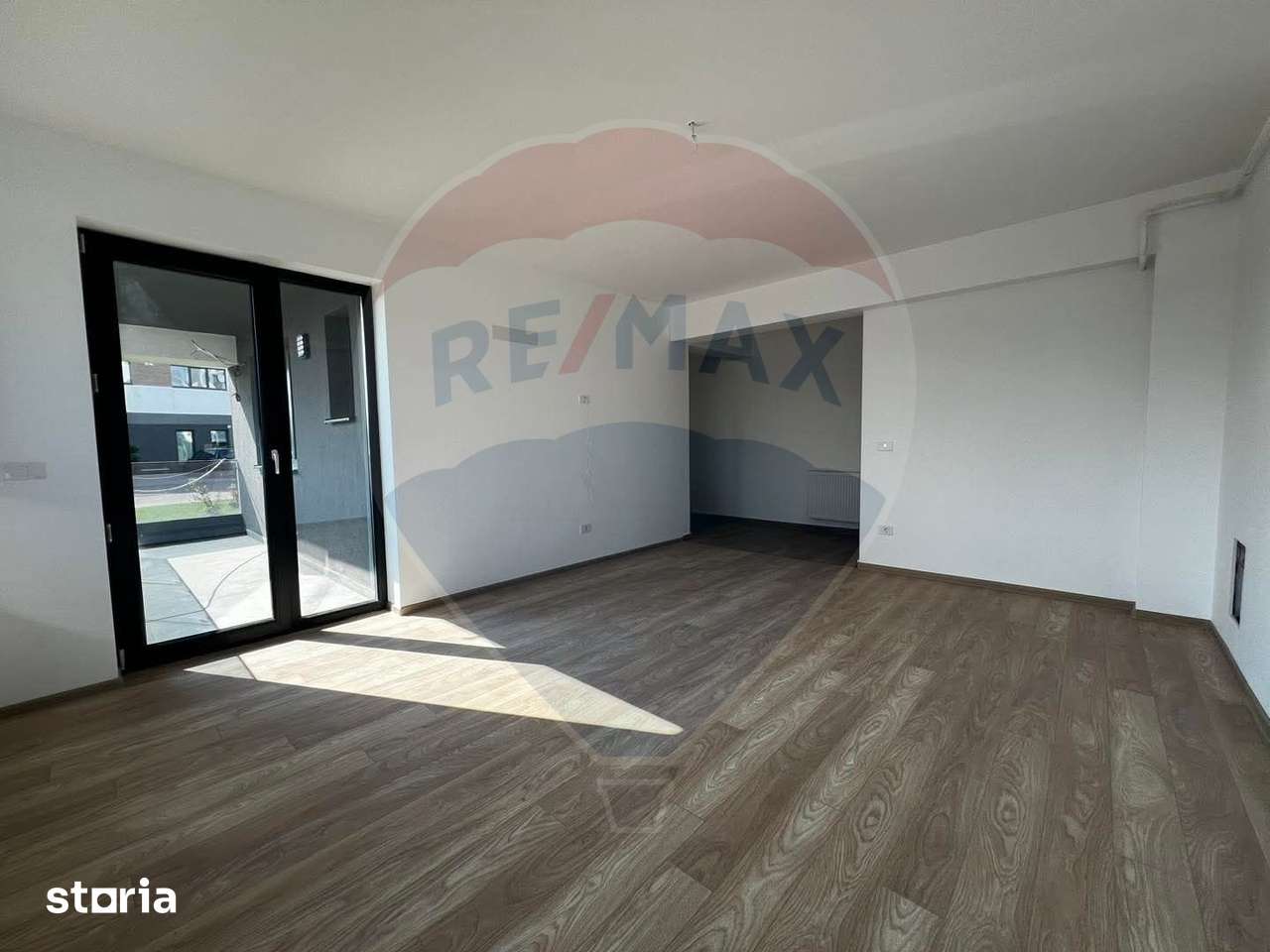 Apartament cu 2 camere de închiriat in bloc nou Valcom Residence III — fotografia 2