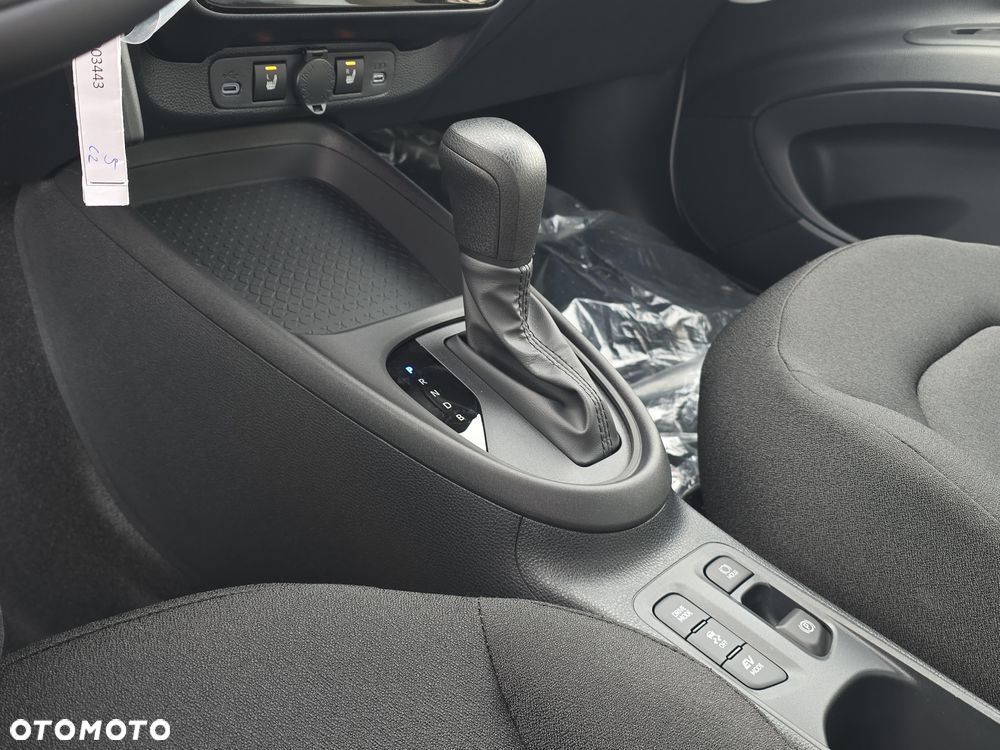 Toyota Aygo X Hybrid 1.5 Comfort e-CVT - 19