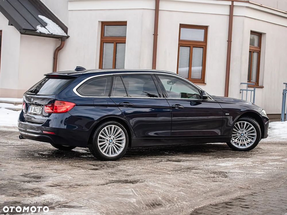 BMW Seria 3 320d Luxury Line - 17