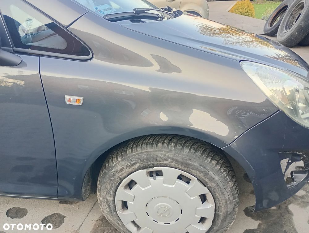 OPEL CORSA D FL Z190 błotnik prawy przedni prawy przód