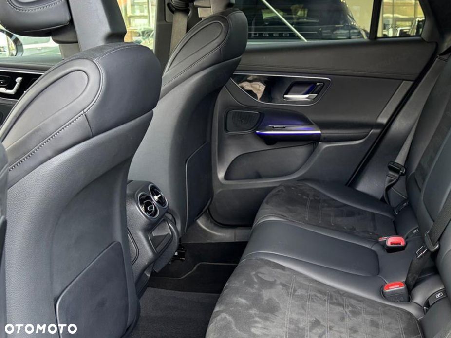 Mercedes-Benz GLC - 14