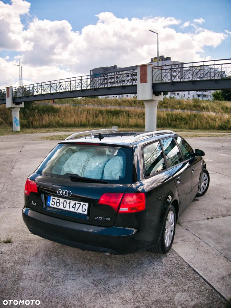 Audi A4 Avant 2.0 TDI DPF - 11