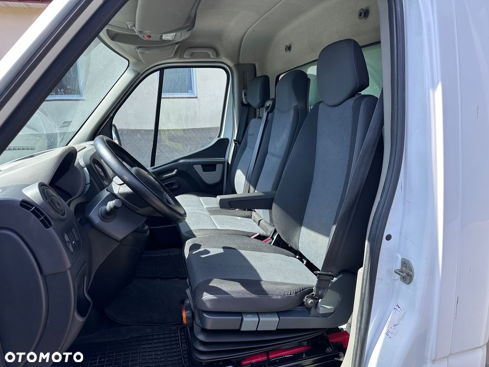 Renault Master - 25