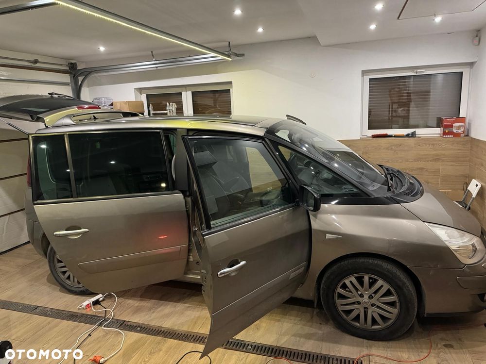 Renault Espace 2.0 dCi Initiale - 6