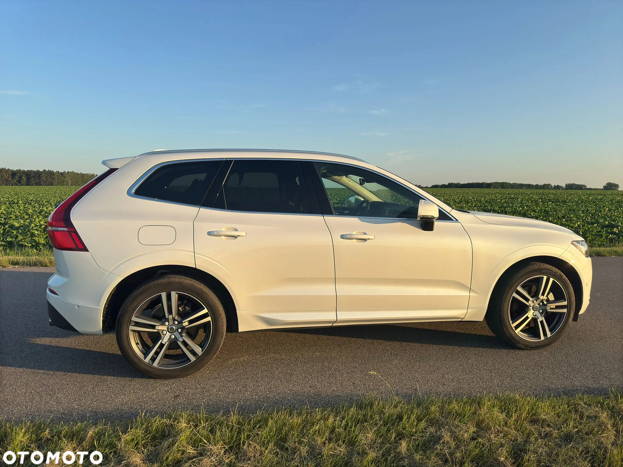 Volvo XC 60 T6 AWD Momentum - 10