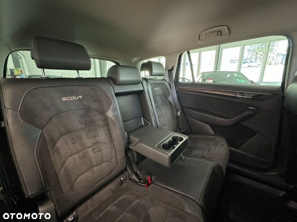 Skoda Kodiaq 2.0 TDI 4x4 DSG Scout - 38