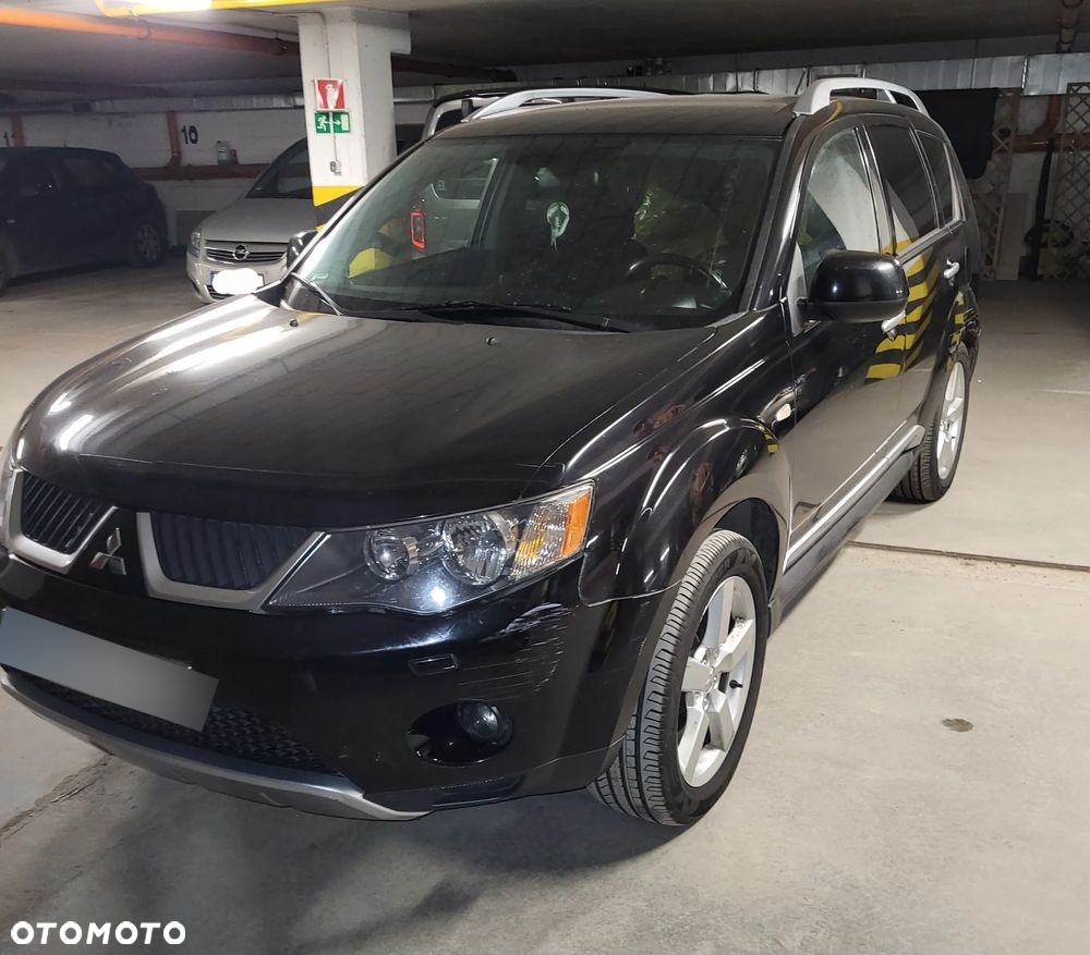 Mitsubishi Outlander 2.0 DID Intense + - 2