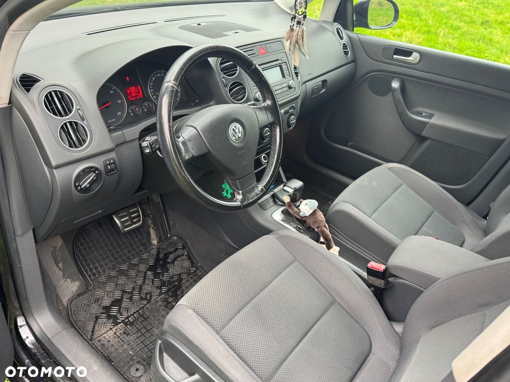Volkswagen Golf Plus 1.9 TDI Comfortline DSG - 18
