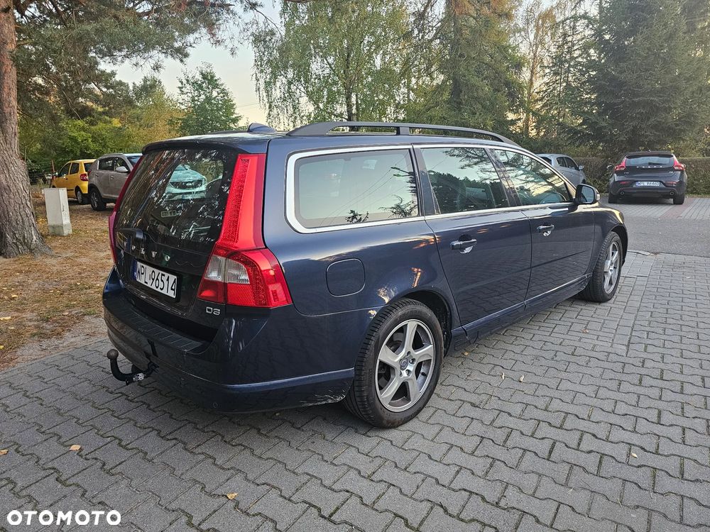 Volvo V70 D3 Momentum - 18