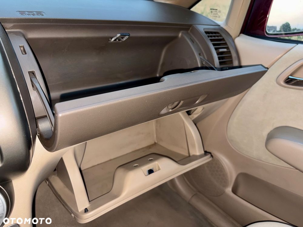 Honda City 1.4 Comfort - 23