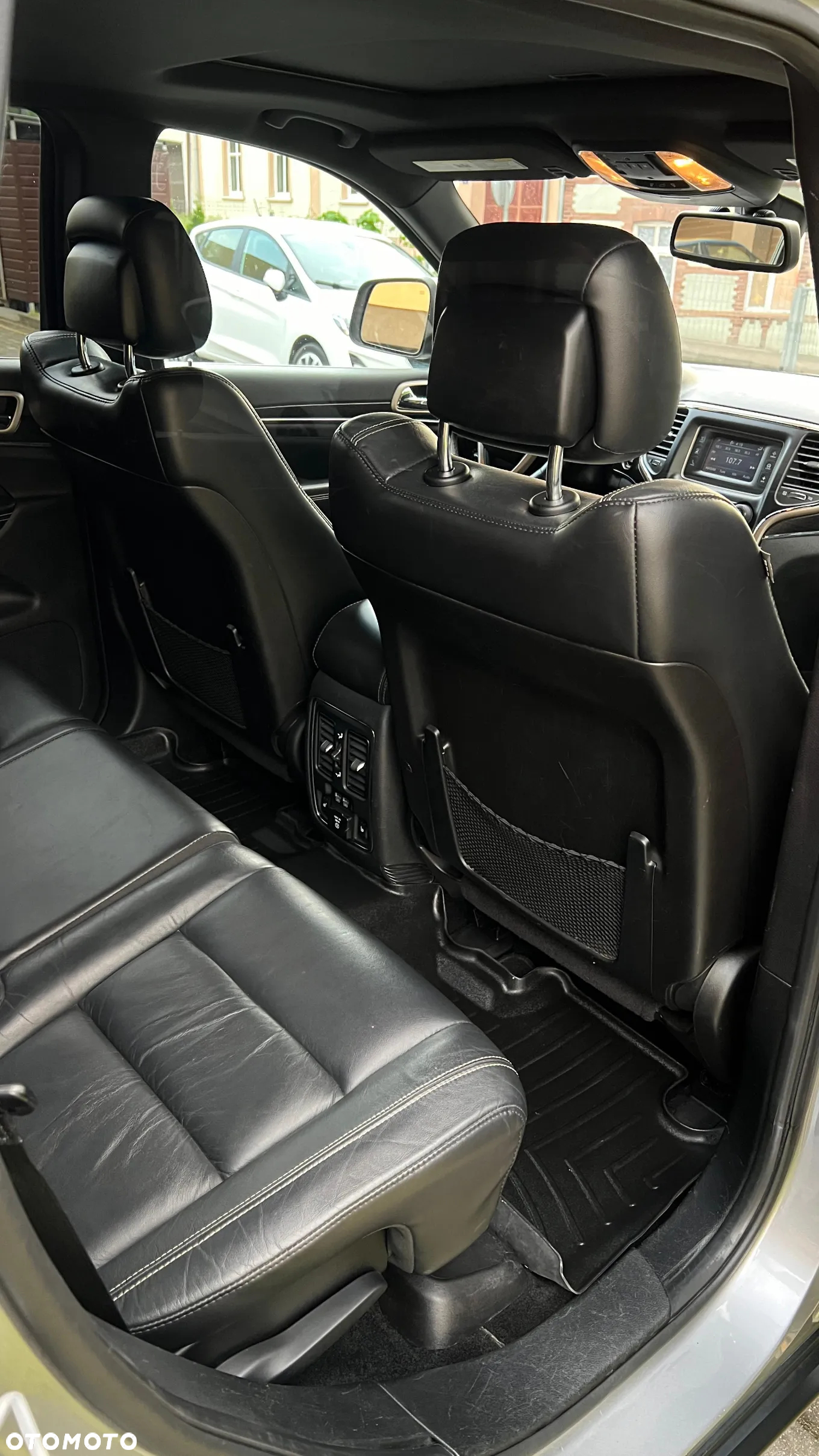 Jeep Grand Cherokee - 5