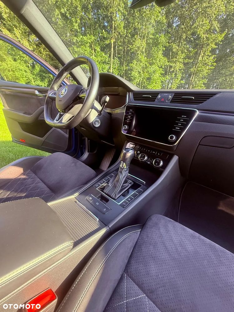 Skoda Superb 2.0 TSI Sportline DSG - 19