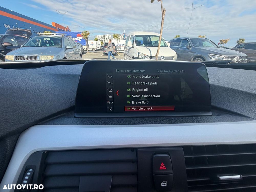 BMW Seria 3 2019 photo 4