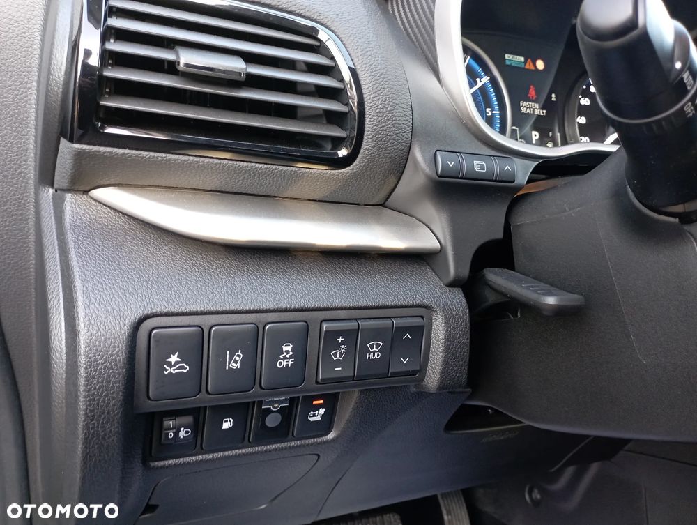 Mitsubishi Eclipse Cross 2.4 PHEV Instyle Plus - 24