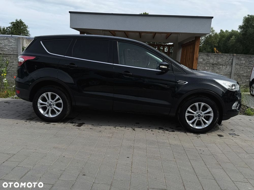 Ford Kuga 2.0 TDCi 2x4 Business Edition - 3