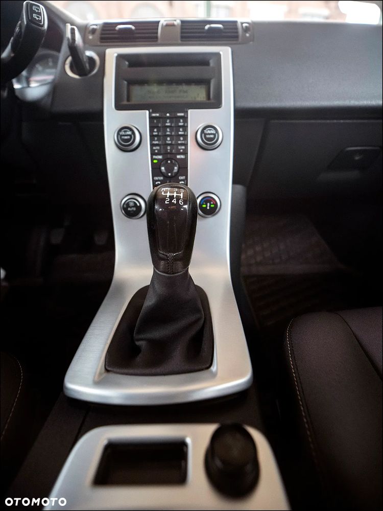 Volvo V50 - 25
