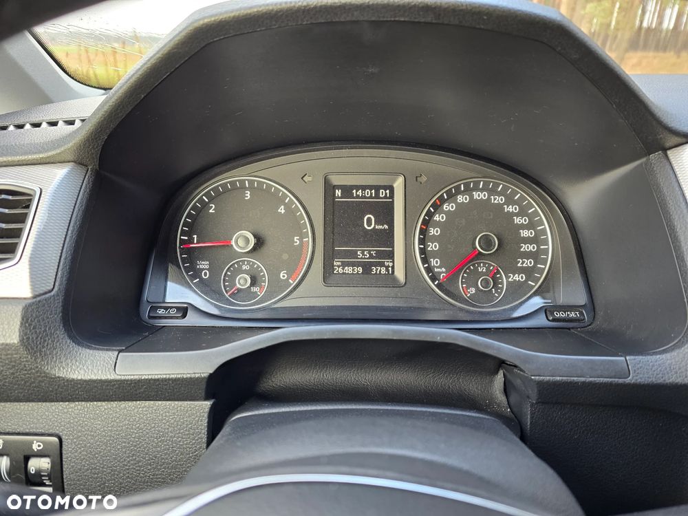 Volkswagen Caddy 2.0 TDI Highline DSG - 23