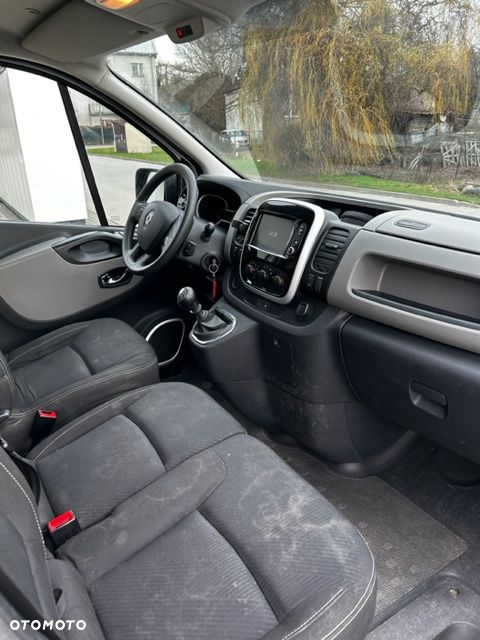 Renault Trafic - 12