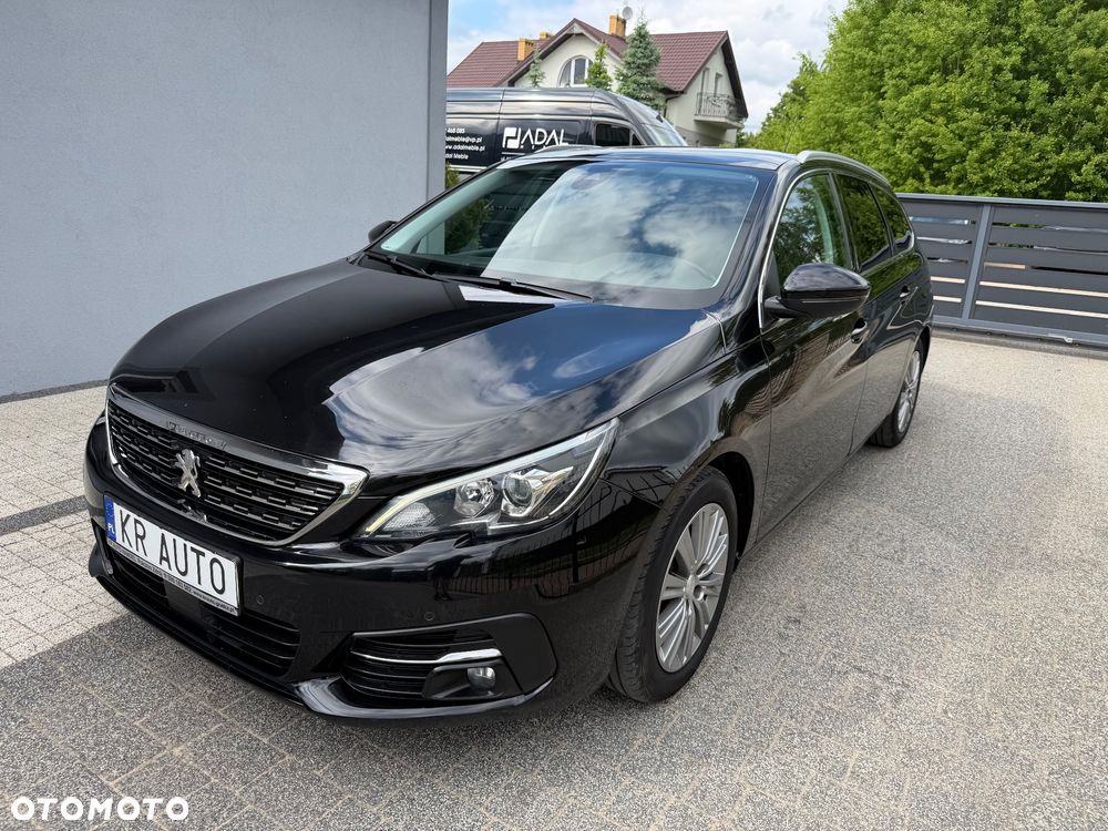 Peugeot 308 1.2 PureTech GPF Allure S&S - 2