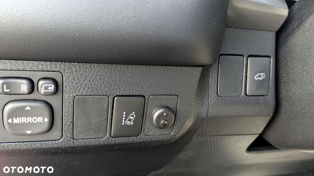 Toyota RAV4 Hybrid Style 4x2 - 18