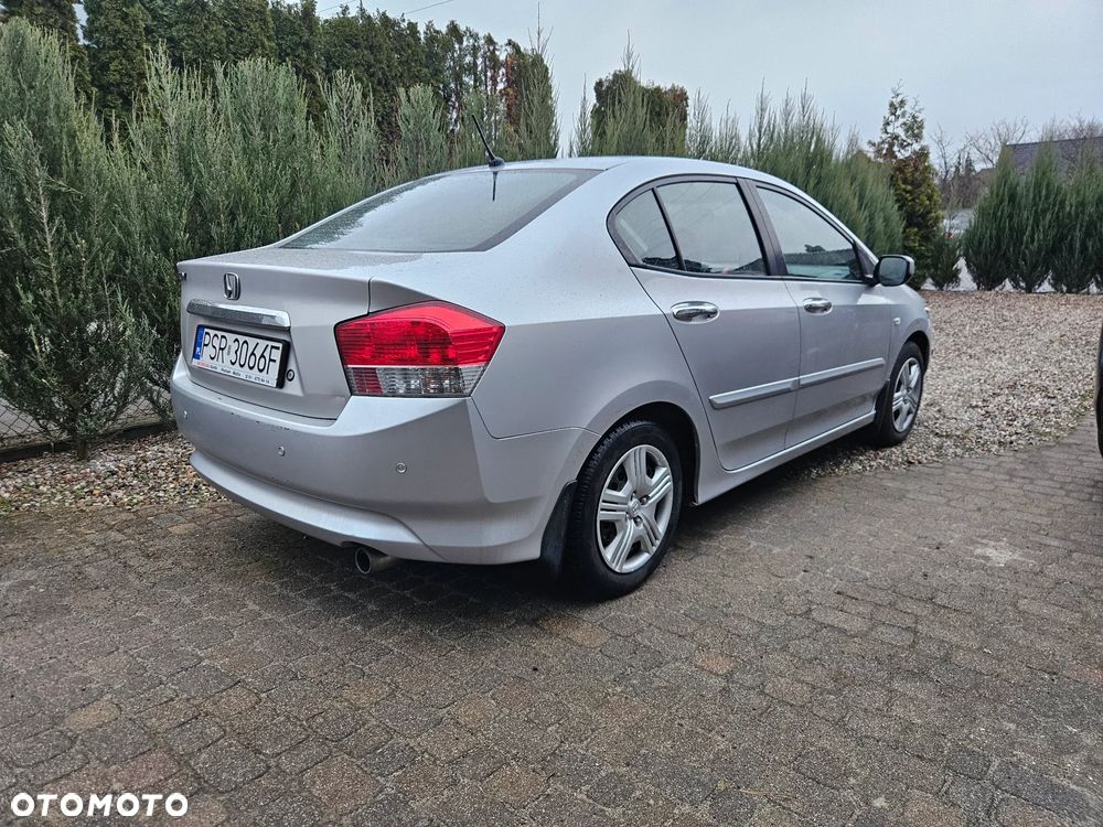 Honda City 1.4 Comfort - 3