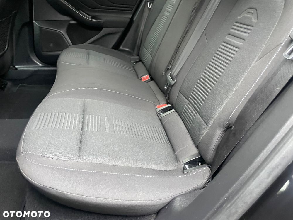 Ford Focus 1.5 TDCi SYNC Edition - 31