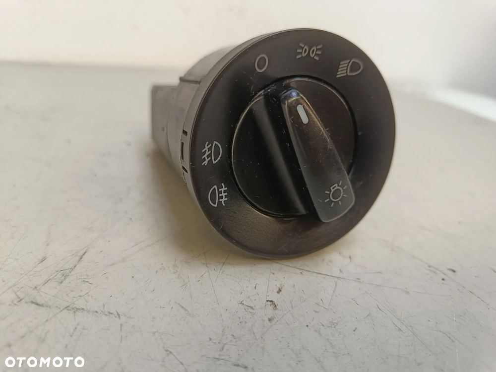 Włącznik świateł Skoda Octavia I FL Lift Superb Fabia Roomster Przełącznik świateł 3B0941531C - 3