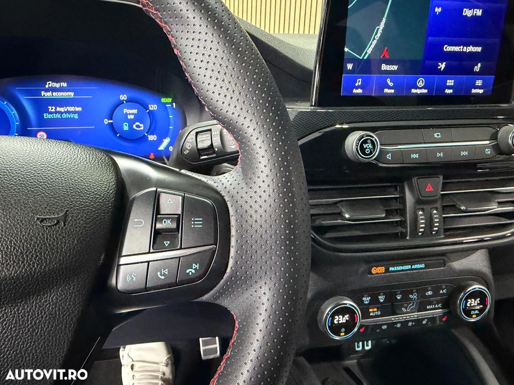 Ford Kuga 2.5 Duratec PHEV ST-LINE X - 13