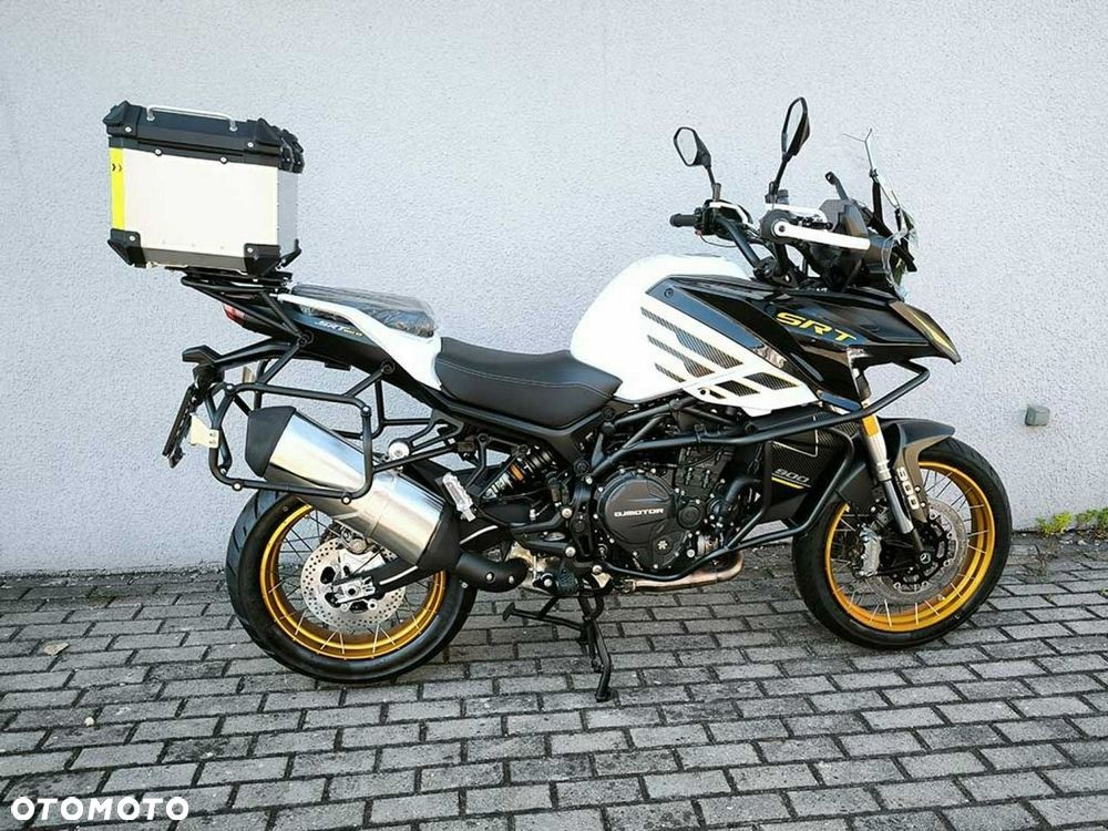 QJMOTOR SRT900SX - 26