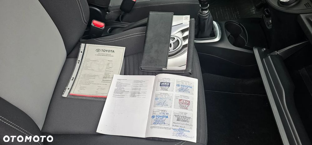 Toyota Yaris 1.5 Premium - 27