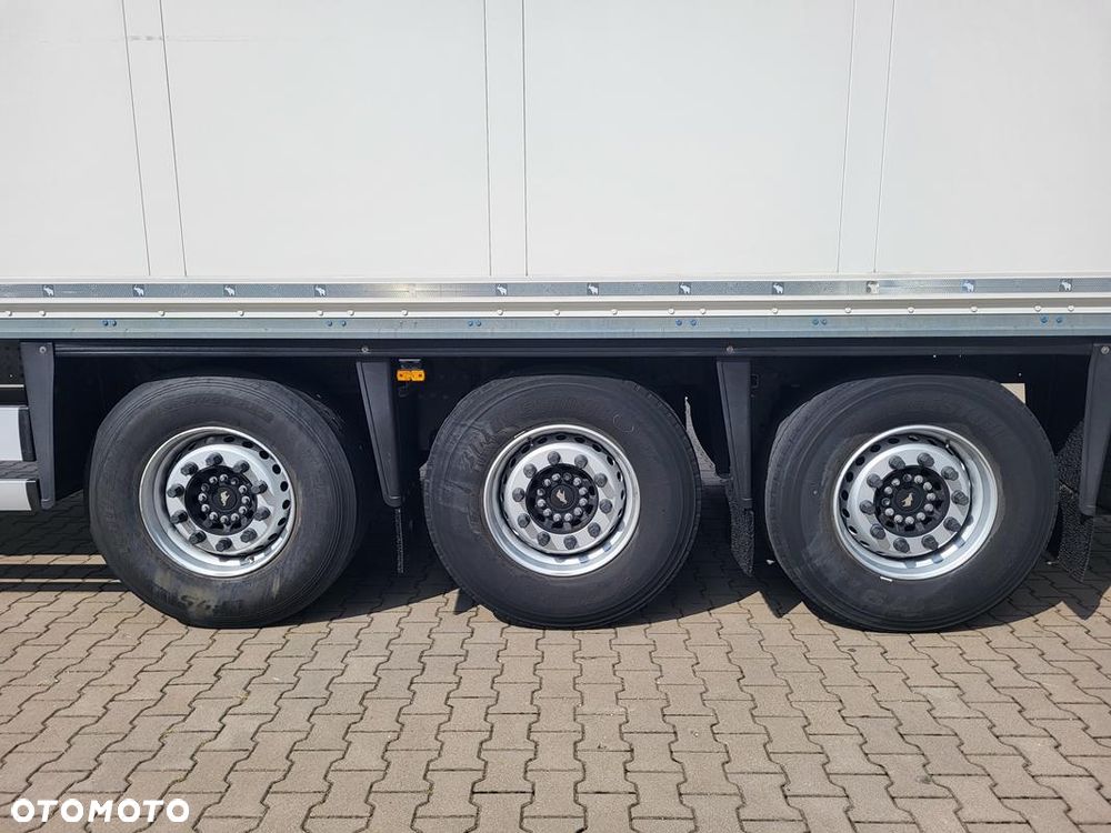 Schmitz Cargobull SCB S3B - 7