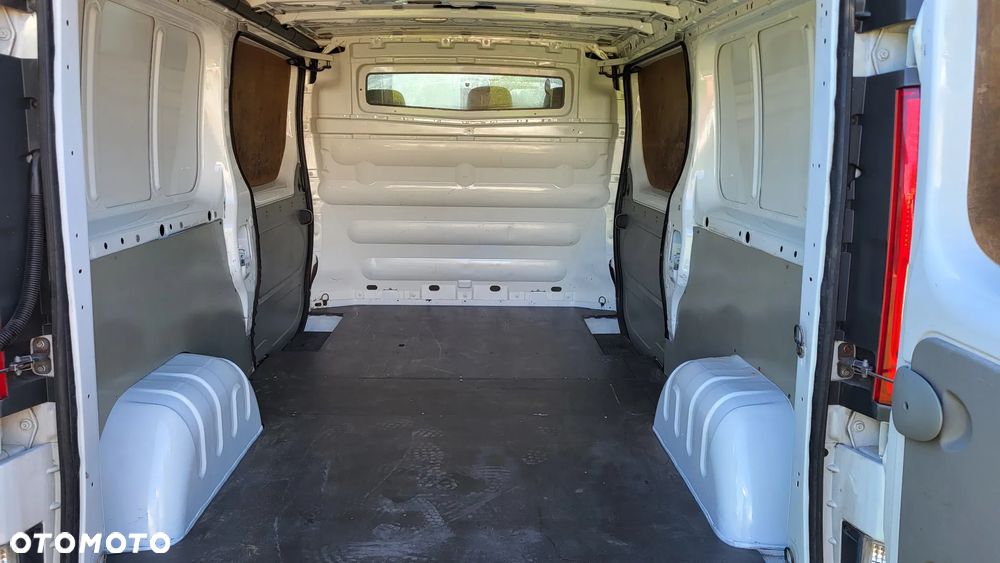 Renault Trafic - 8