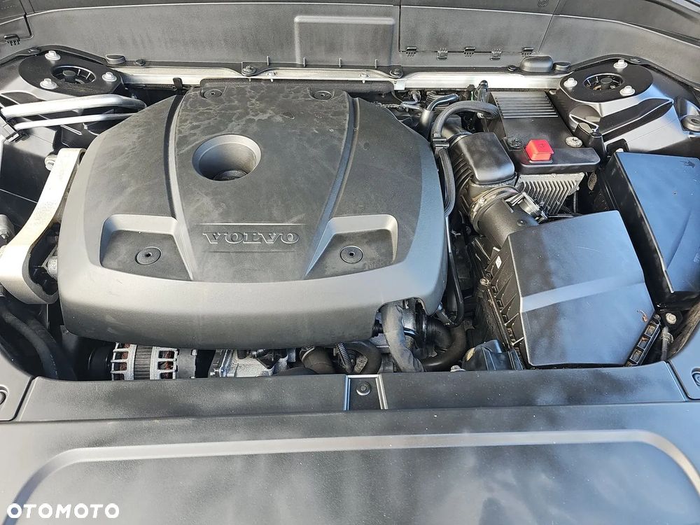 Volvo XC 90 T6 GPF AWD Momentum 7os - 12