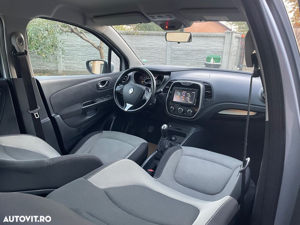 Renault Captur - 19